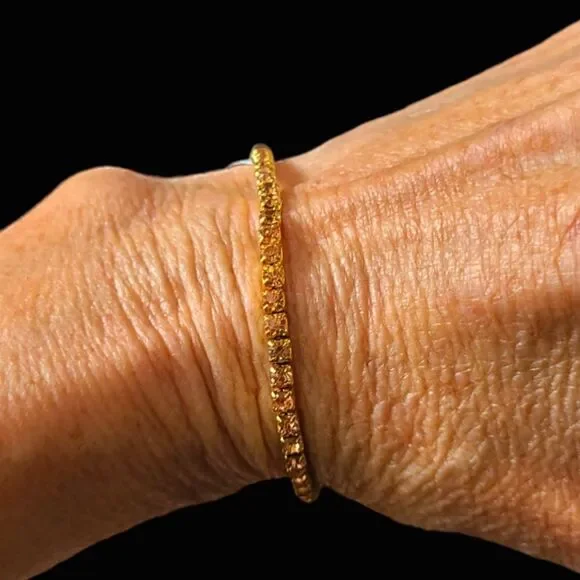 PARIS!‎ Tennis Bracelet Soft Blush and Goldtone Stretch 8" - Picture 4 of 8